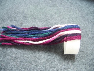 Step 5 - how to make a yarn Christmas ornie